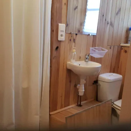 Relais Des Castors לינה וארוחת בוקר 3*