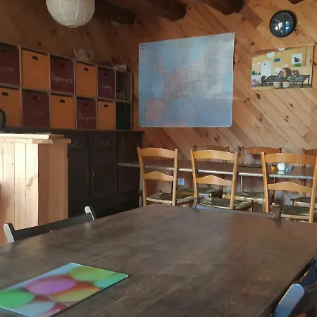 Relais Des Castors לינה וארוחת בוקר מורה